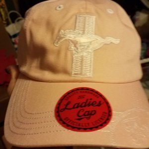 new - Ladies baby pink Mustang cap